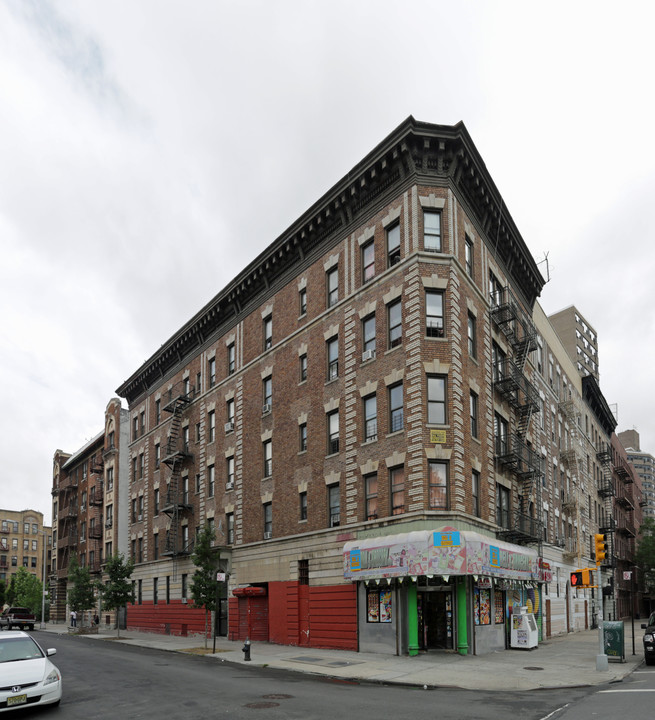 787 E 185th St in Bronx, NY - Building Photo