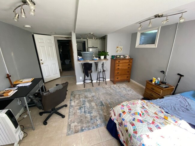 123 7th St, Unit 123 in Ames, IA - Building Photo - Building Photo