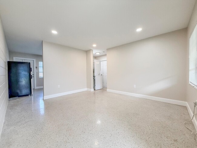 property at 709 N 25th St