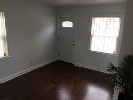 1441 Holbrook St NE, Unit 1