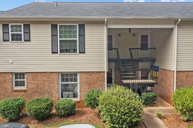 property at 4605 Coronado Dr