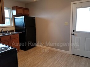 3560 Buffat Mill Rd in Knoxville, TN - Building Photo - Building Photo