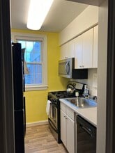 20 S Old Glebe Rd, Unit 302 in Arlington, VA - Foto de edificio - Building Photo