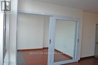 15 Maplewood Ave in Toronto, ON - Building Photo - Building Photo