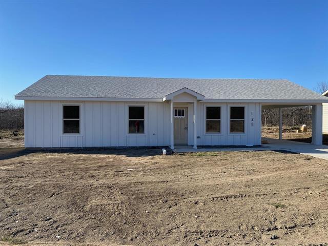 property at 136 Bridlewood Ln