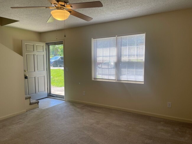 1312 14th St NE in Hickory, NC - Building Photo - Building Photo