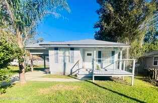 1508 Center St in Green Cove Springs, FL - Building Photo