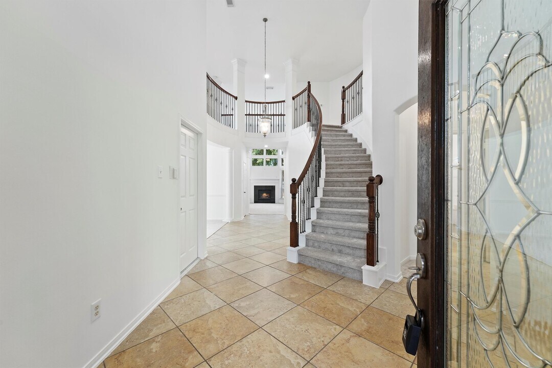 26422 Creston Woods Dr in Katy, TX - Foto de edificio