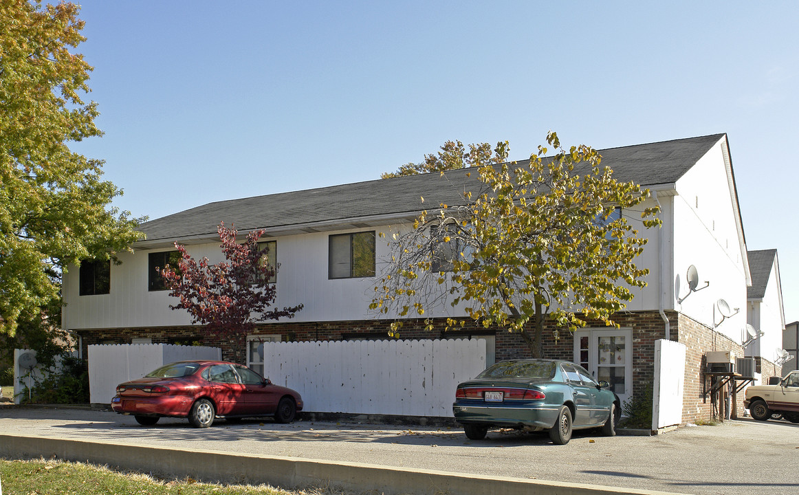 14 Yorkshire Ln in Belleville, IL - Foto de edificio