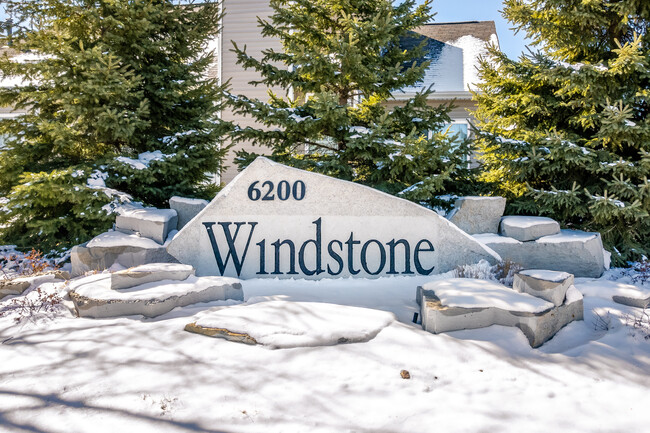 Windstone in West Des Moines, IA - Building Photo - Building Photo