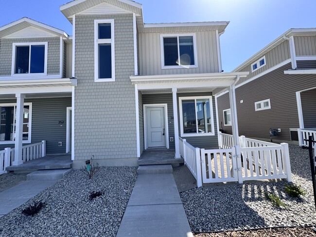 248 N Colonnade Rd in Saratoga Springs, UT - Building Photo - Building Photo