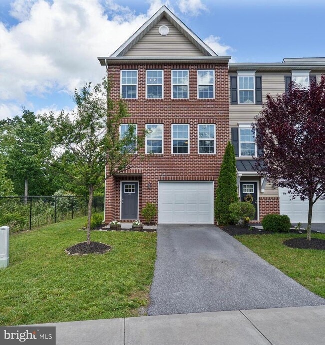 property at 35 Savage Ct