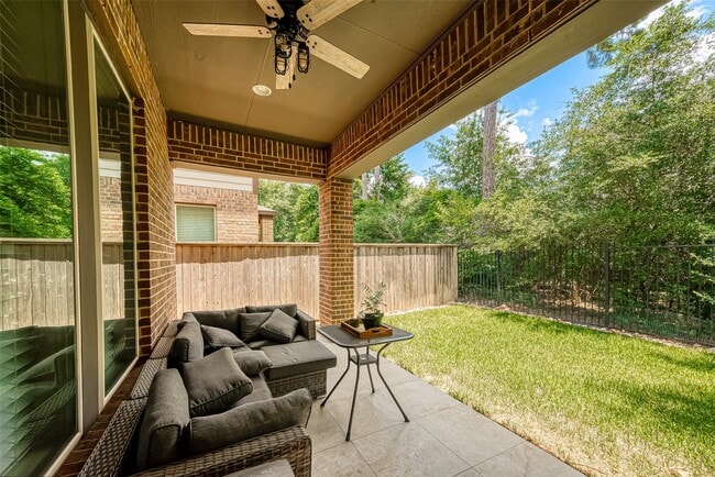 property at 42 Daffodil Meadow Pl