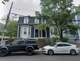 200 Banks St, Unit 1 in Cambridge, MA - Building Photo