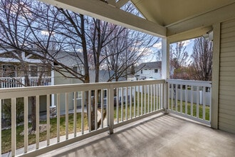 509 State St in Eagle, ID - Foto de edificio - Building Photo