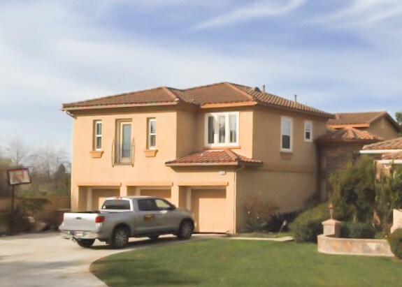 1708 Corte Monarca in Camarillo, CA - Building Photo