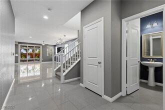 466 Port Reggio St in Las Vegas, NV - Building Photo - Building Photo