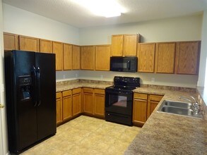 12107 Hayden Lakes Cir in Jacksonville, FL - Building Photo - Building Photo