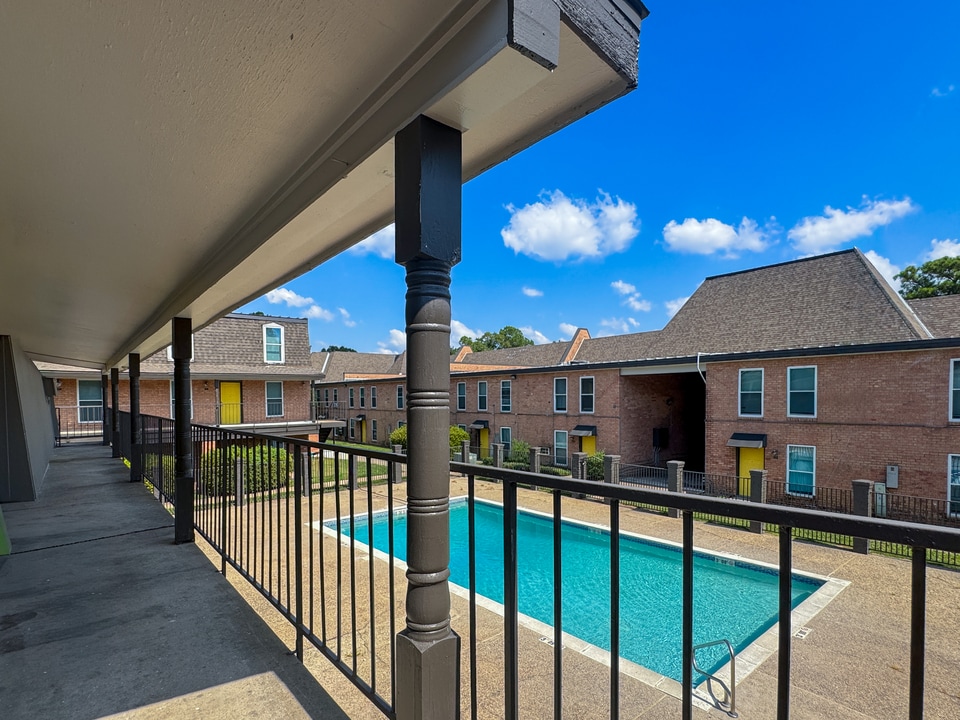 The Vibe in Baton Rouge, LA - Building Photo