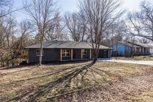 17 Dillow Dr in Bella Vista, AR - Building Photo - Building Photo