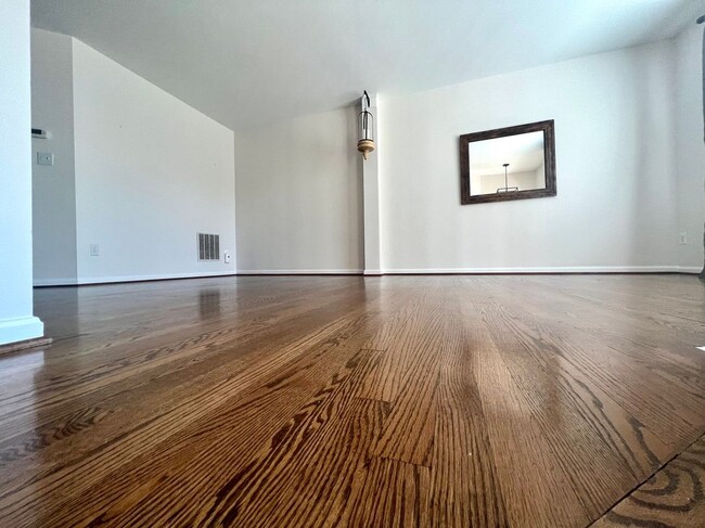 206 Connery Terrace SW in Leesburg, VA - Building Photo - Building Photo