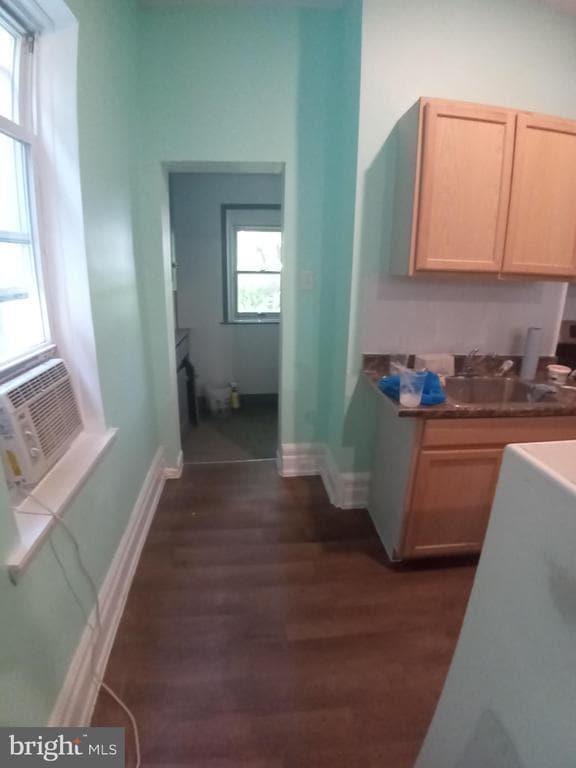 property at 1420 W Erie Ave