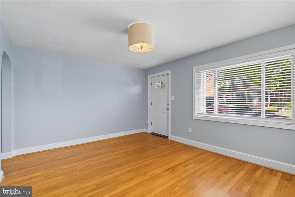 3106 S Hayes St in Arlington, VA - Building Photo