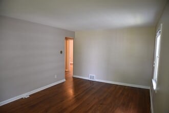 263 E Beechwold Blvd in Columbus, OH - Building Photo - Building Photo