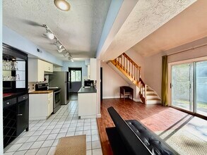 197 Lake St in Weymouth, MA - Building Photo - Building Photo