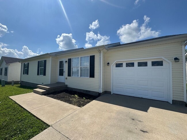 313 Hilton Way in Bowling Green, KY - Building Photo - Building Photo