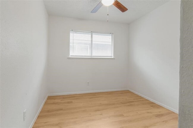 property at 812 Jefferson Ave