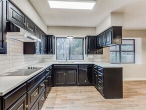 3425 Derby Cir in Bedford, TX - Building Photo - Building Photo