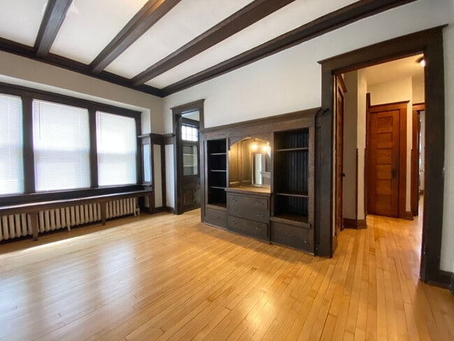 property at 3007 N Maryland Ave