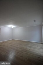 2432 Glengyle Dr in Vienna, VA - Building Photo - Building Photo