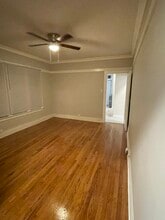 8043 S Champlain Ave, Unit 2 in Chicago, IL - Building Photo - Building Photo