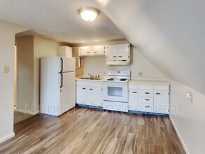 65 W Main St in Jamestown, IN - Building Photo - Building Photo