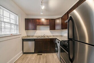 Spanish Oaks Apartment in Atlanta, GA - Building Photo - Building Photo