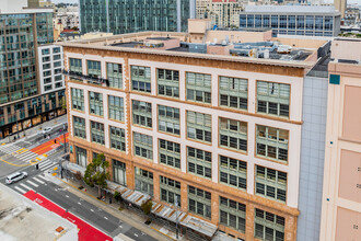 Marquee Lofts in San Francisco, CA - Foto de edificio - Building Photo