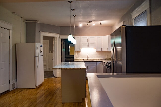 1212 Como Ave SE in Minneapolis, MN - Building Photo - Building Photo
