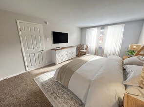 Villages of Westbrook in Clifton Heights, PA - Foto de edificio - Building Photo