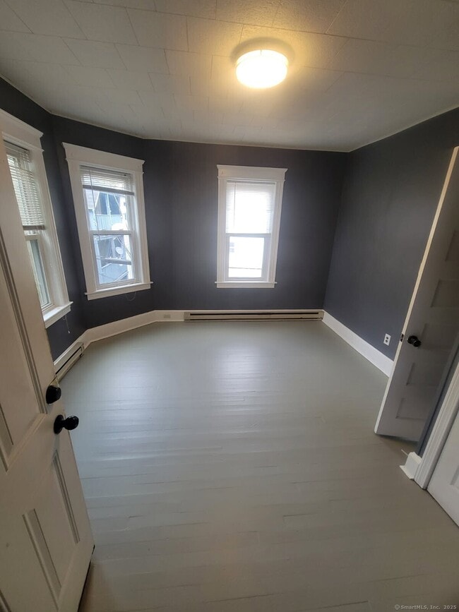 155 Congress Ave in Waterbury, CT - Building Photo - Building Photo