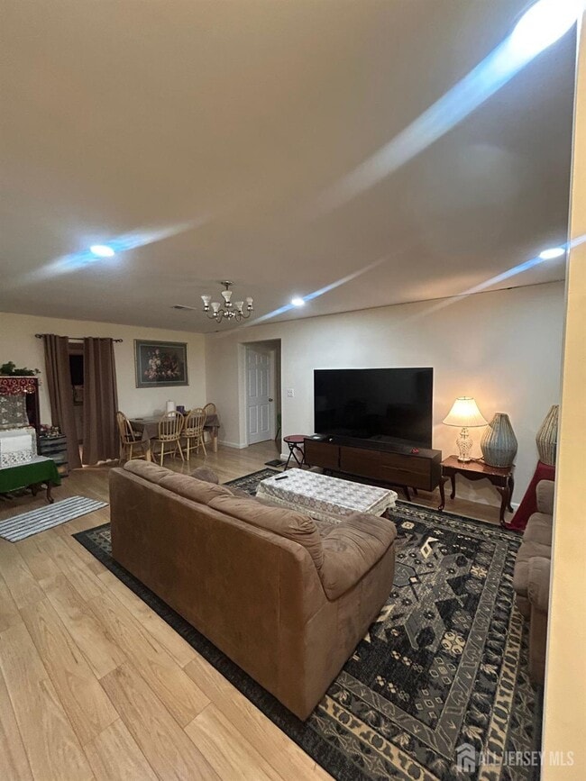 36 Rainford Rd in Edison, NJ - Building Photo - Building Photo