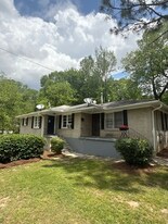 1341 Beecher St SW in Atlanta, GA - Building Photo
