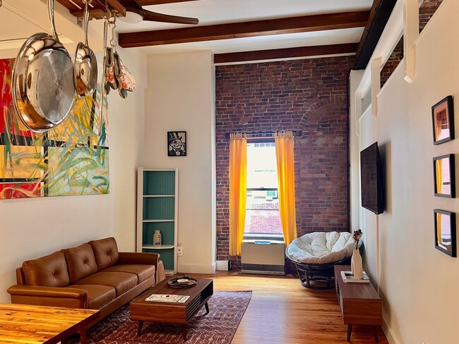 property at 99 Silver St