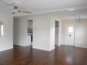 14324 Montclair Dr in Brooksville, FL - Building Photo - Building Photo