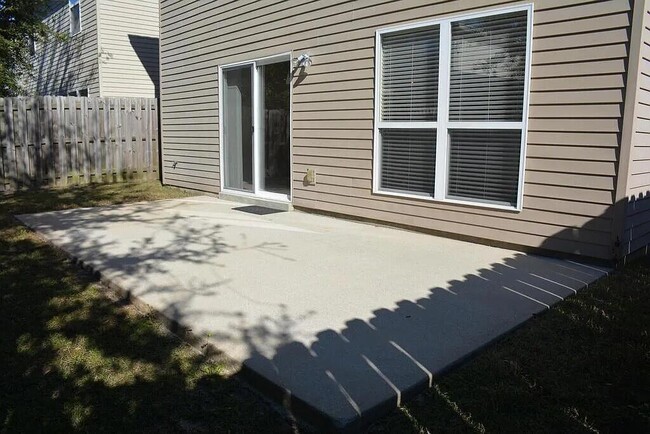 823 Sugar Plum Ln in Shalimar, FL - Building Photo - Building Photo