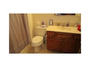 135 W Nyack Rd in Nanuet, NY - Building Photo - Building Photo