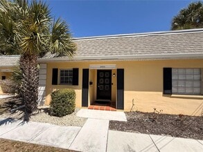 2403 Aspinwall St in Sarasota, FL - Building Photo - Building Photo