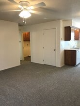 1500 W Rainey St in Ozark, MO - Building Photo - Building Photo