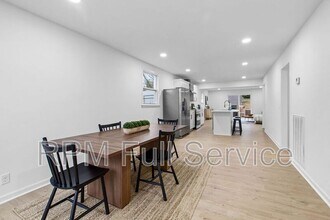 1025 42nd Ave N in Nashville, TN - Building Photo - Building Photo